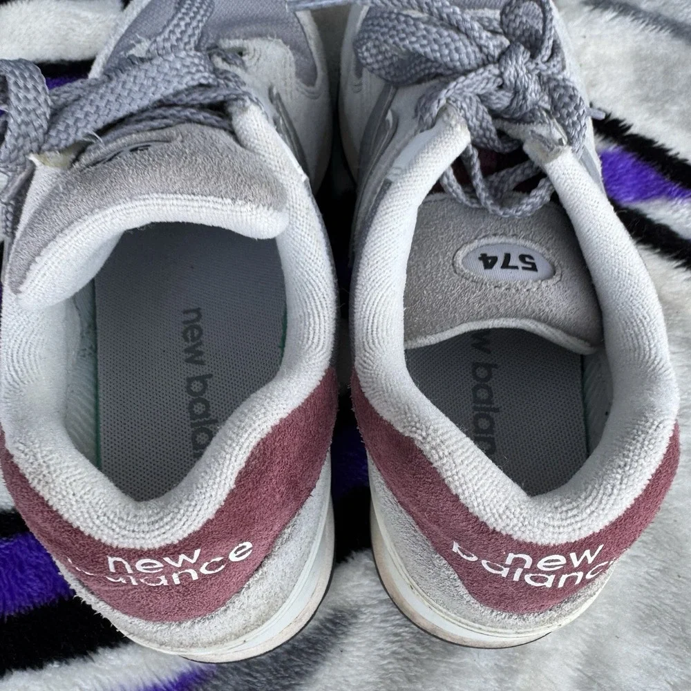 Size M6/W7.5 - New Balance 574 U574KBR Mens‎ Gray Suede Sneakers